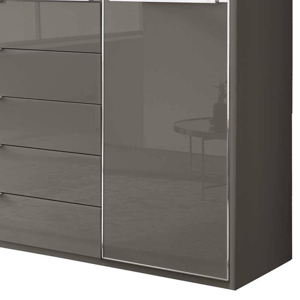 Brauner Schlafzimmerschrank Boplaroma Front glasbeschichtet in modernem Design