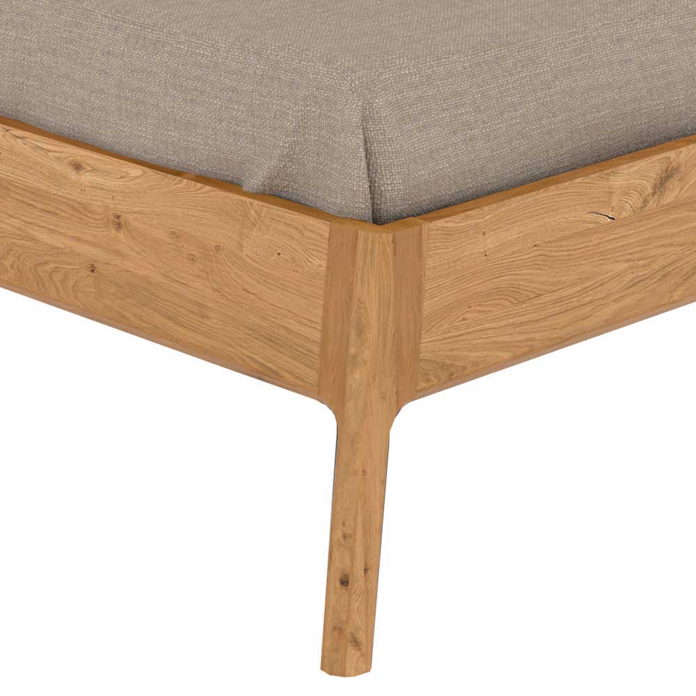 Massivholz Bett Fredellia in Wildeichefarben und Beige