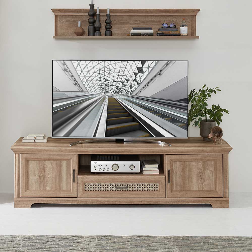 TV Lowboard Sovi im Landhausstil mit Kassetten Optik Front