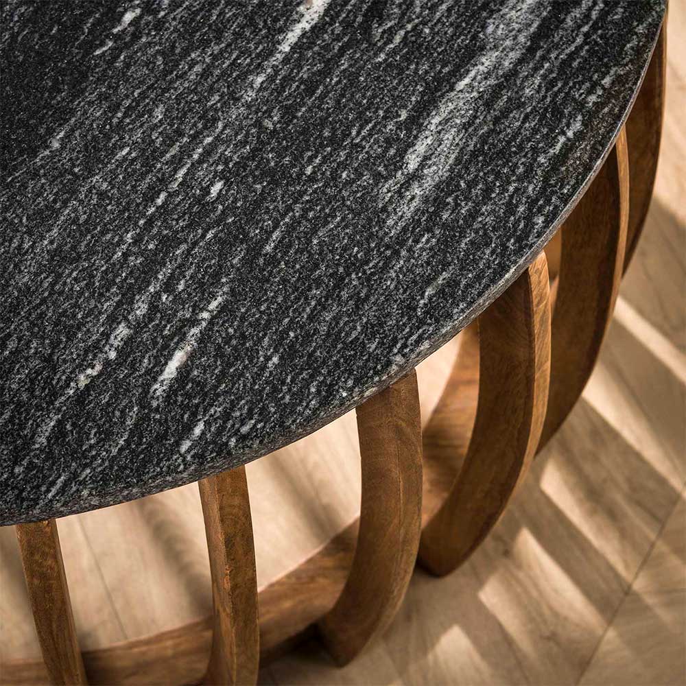 Wohnzimmer Tisch Ellos aus Mangobaum Massivholz mit Marmorplatte